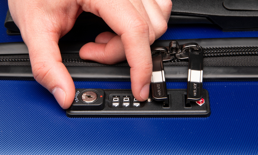 How Do I Set My TSA Lock?