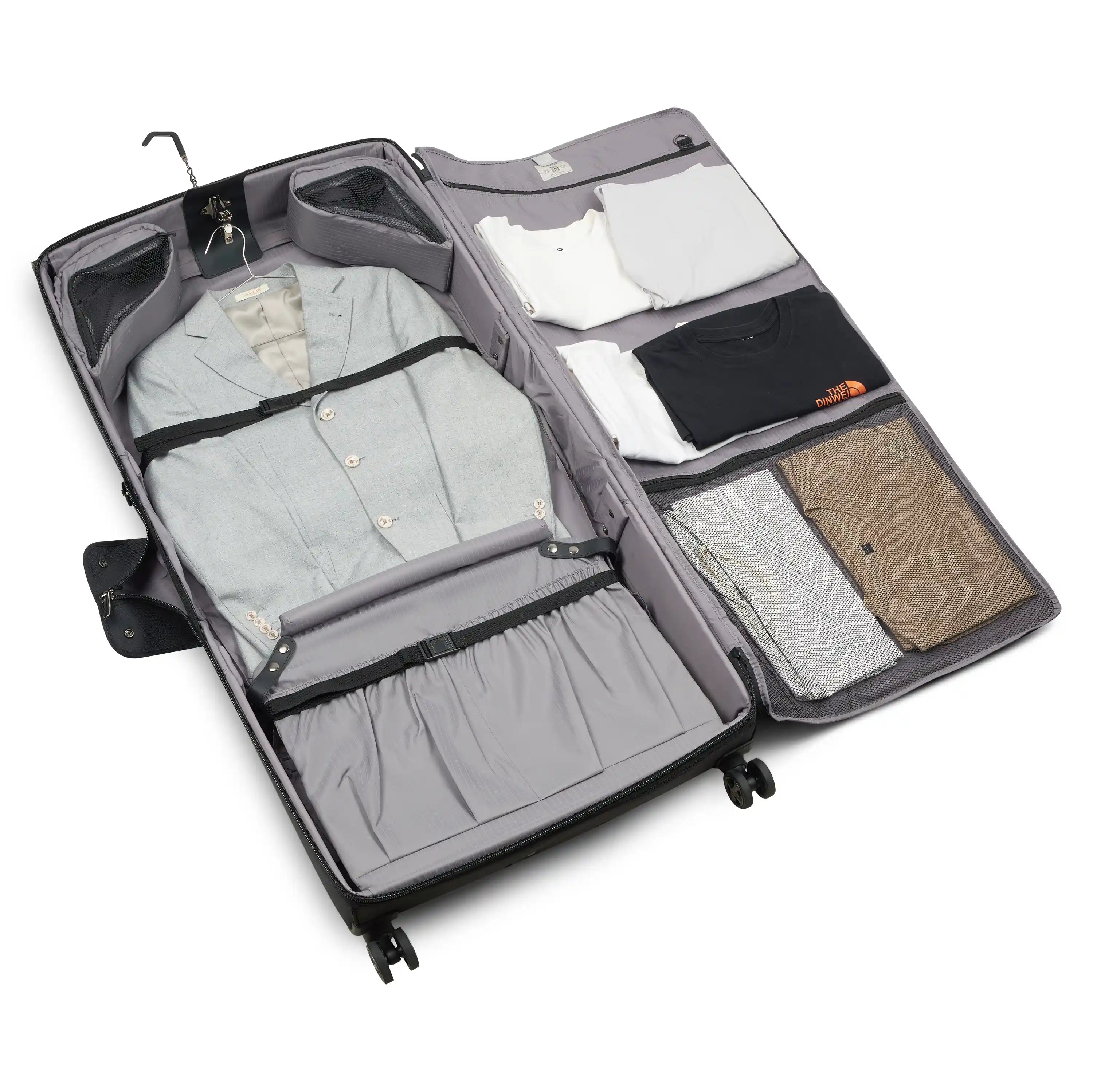 HELIUM DLX | 4-Wheeled Garment Bag, Black