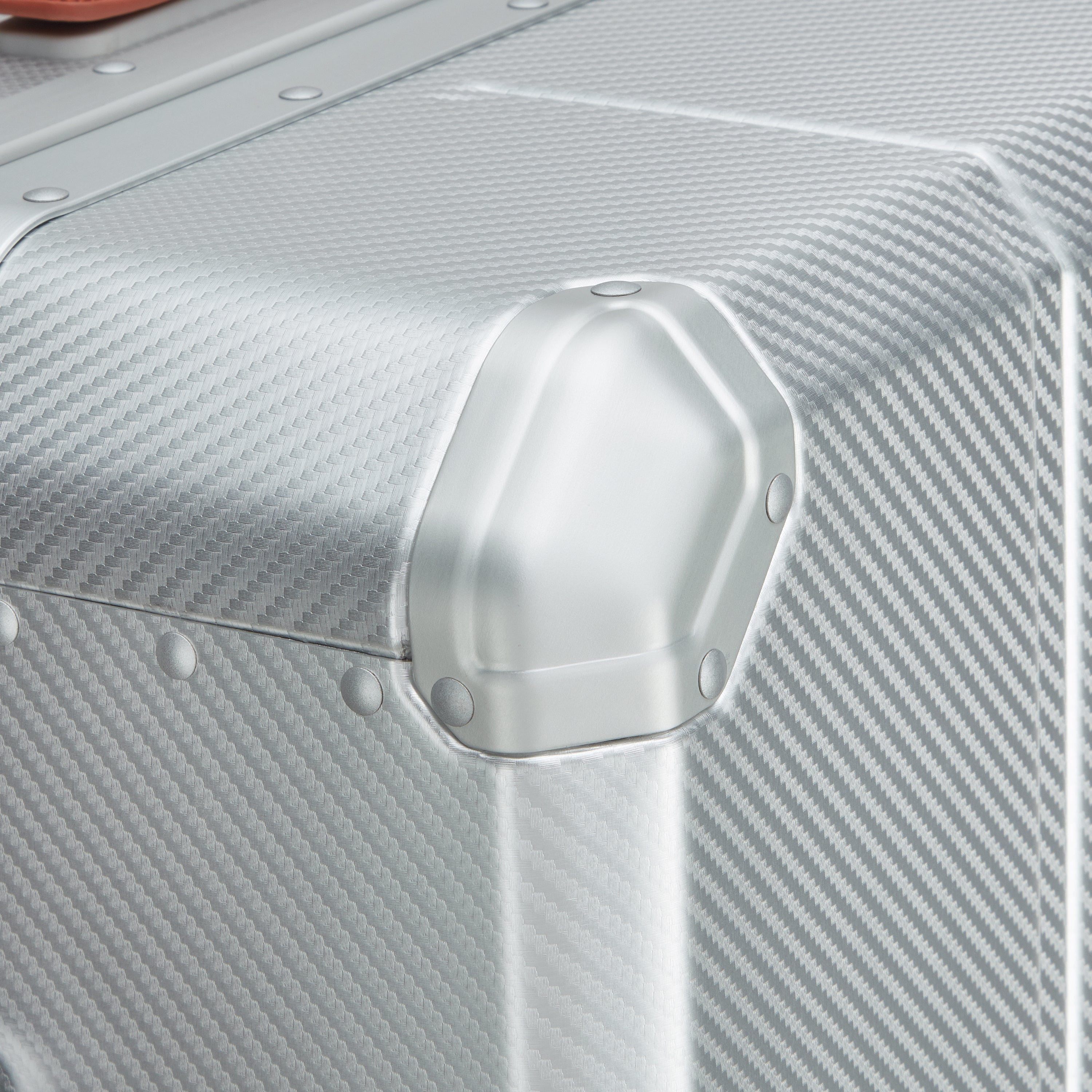 ALU'R | 28-Inch Aluminum Check-In Suitcase, Silver
