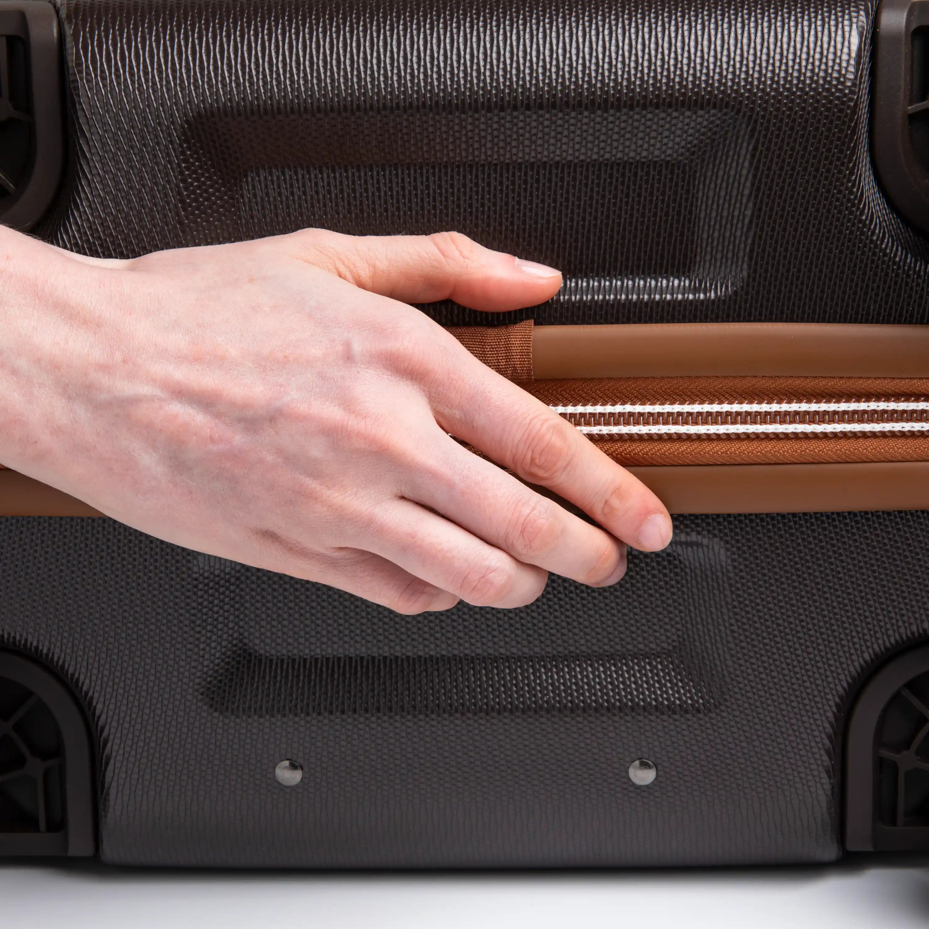 CHATELET AIR 2.0 | 23-Inch Carry-On Suitcase, Brown