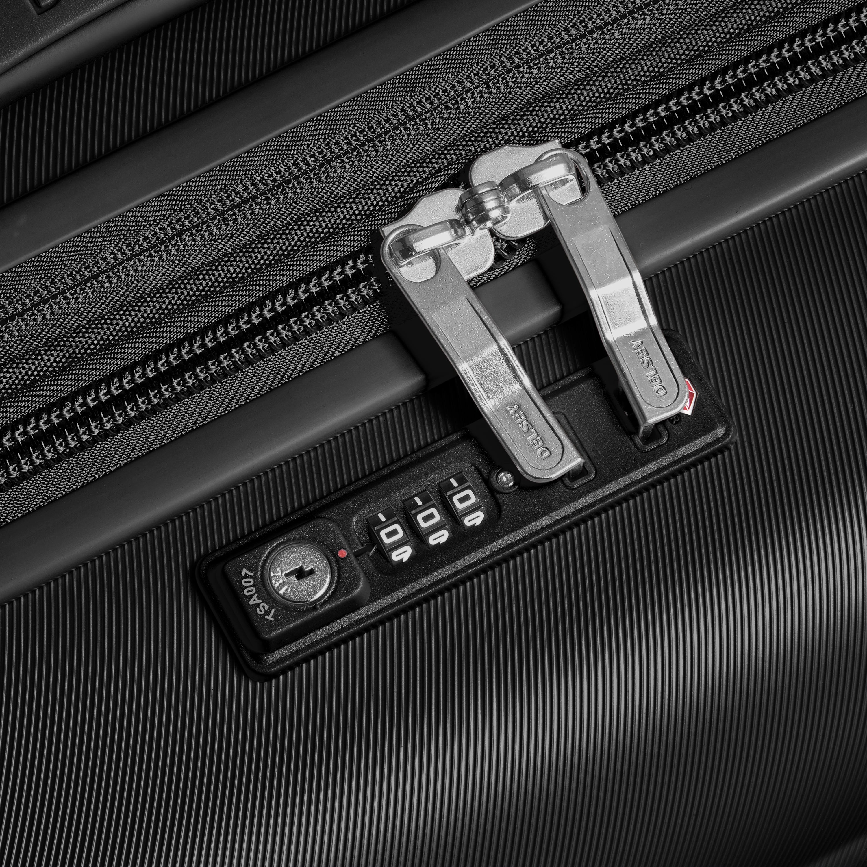 Built-In TSA Combination Lock