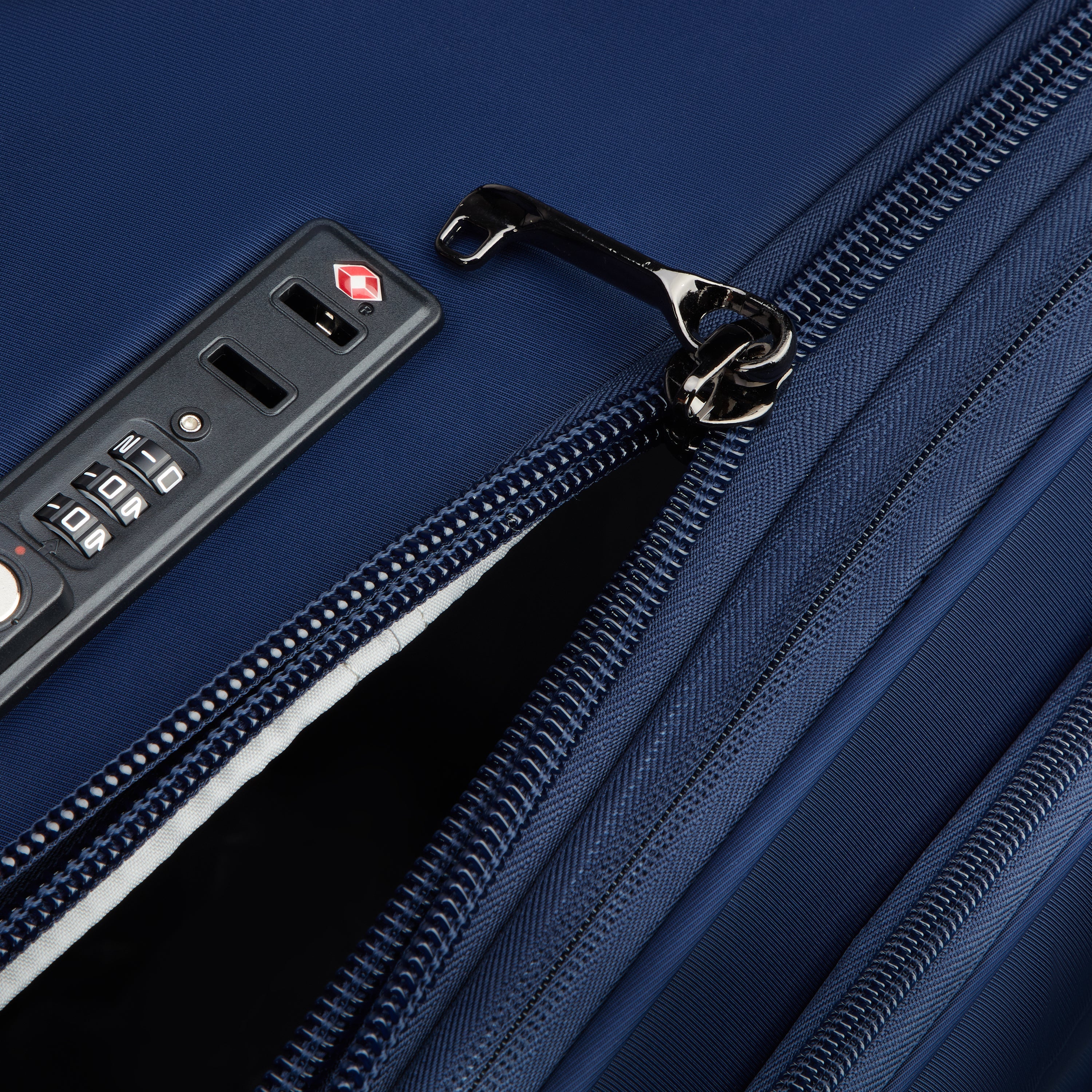 CRUISE 3.0| Valise Soute Extensible 78 CM MARINE PROFOND