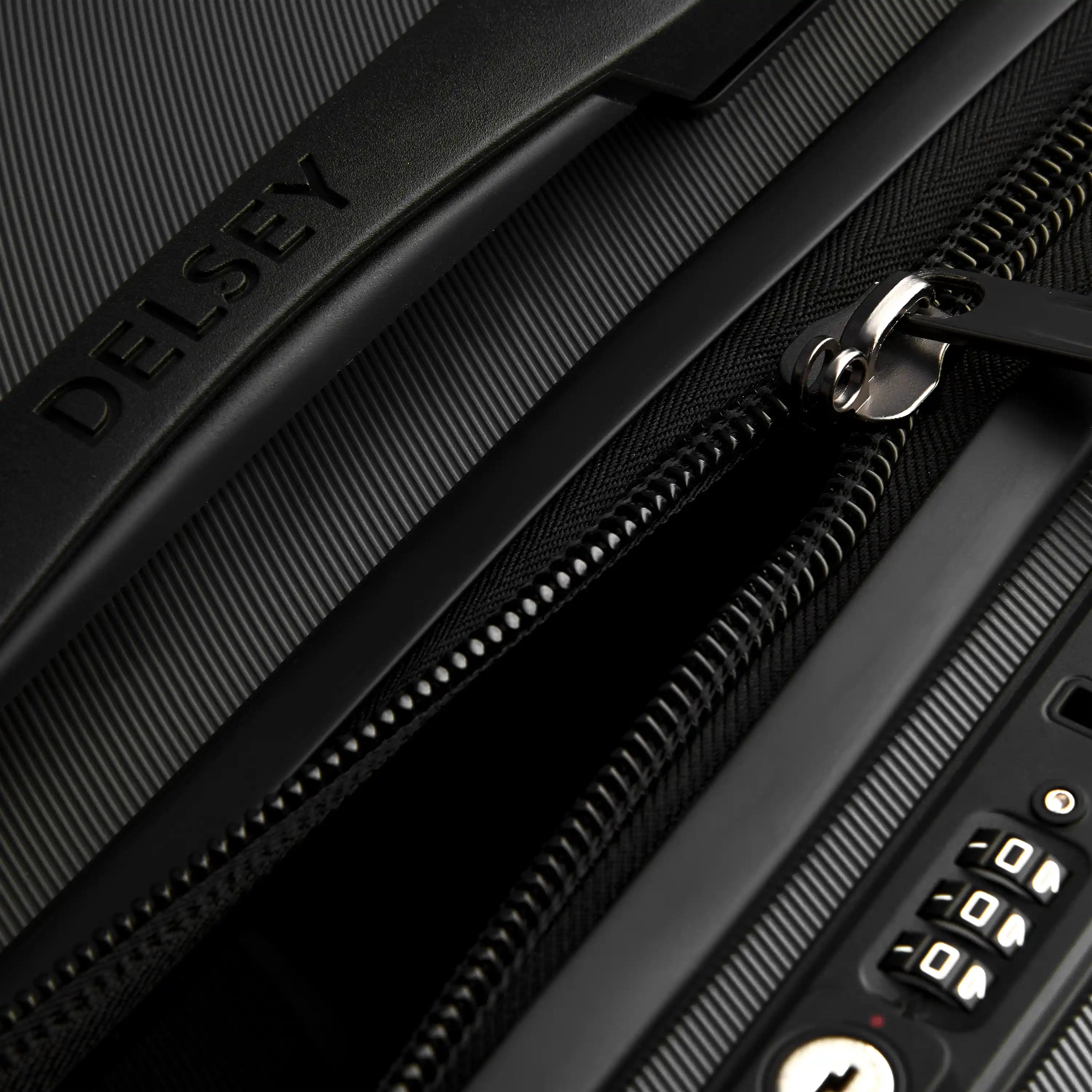 CRUISE 3.0| Valise Trunk Soute 76 CM NOIR