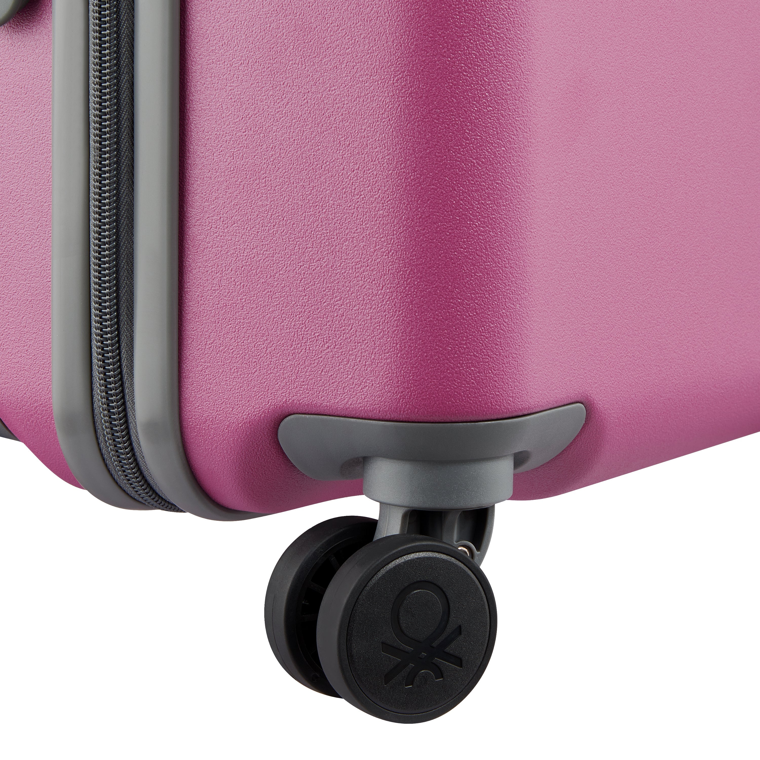 UCB HARDSIDE | 22-Inch Carry-On Suitcase, Pink