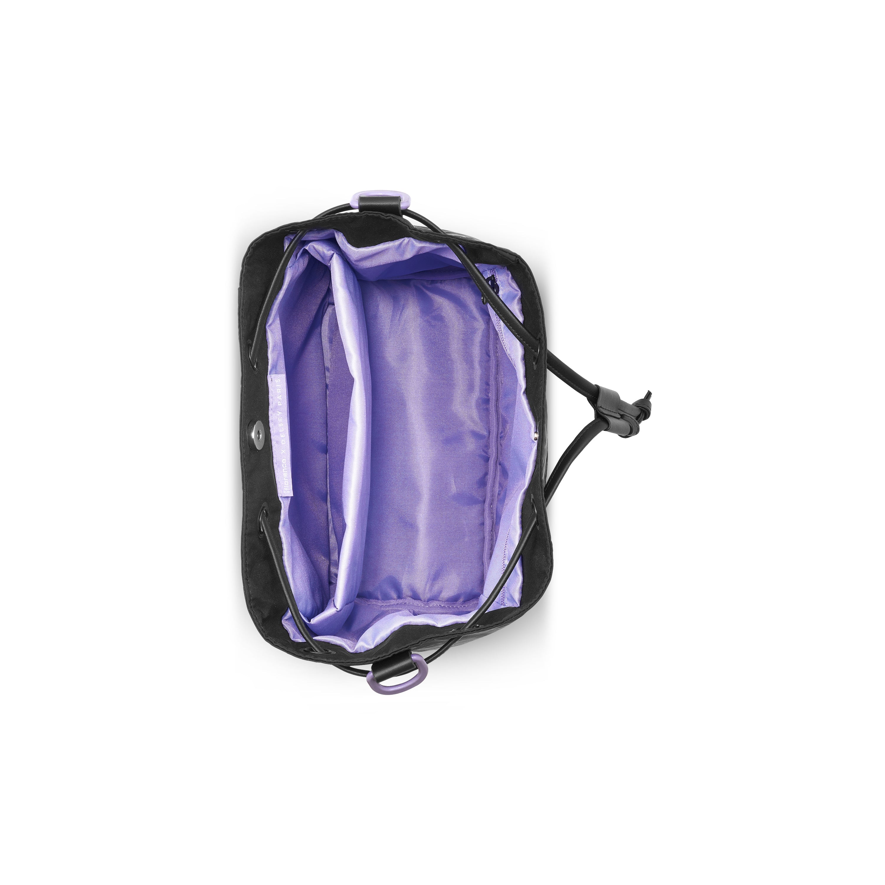 YOURS TRULY Bucket Bag, Black