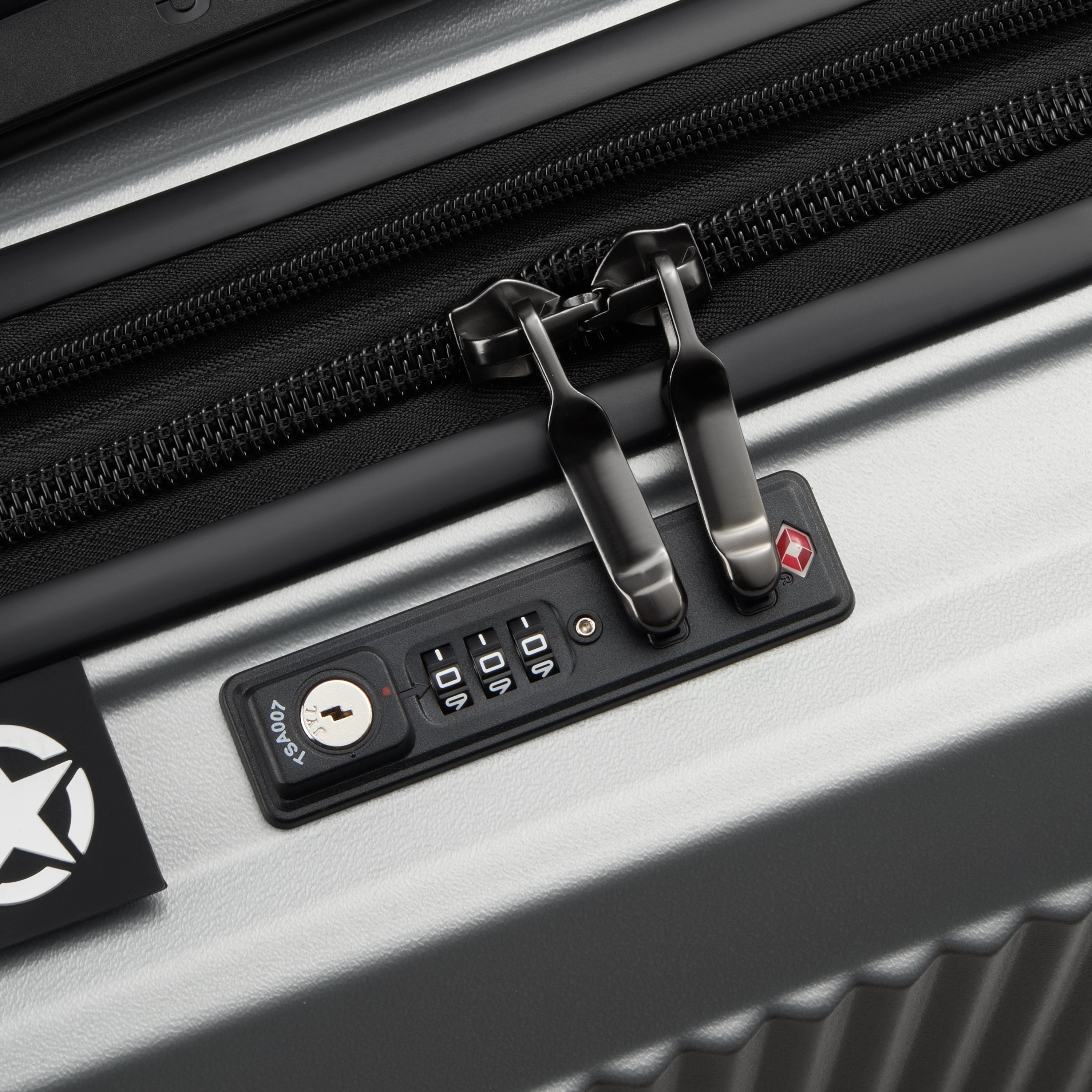 JH001A | 23-Inch Expandable Carry-On Suitcase, Silver