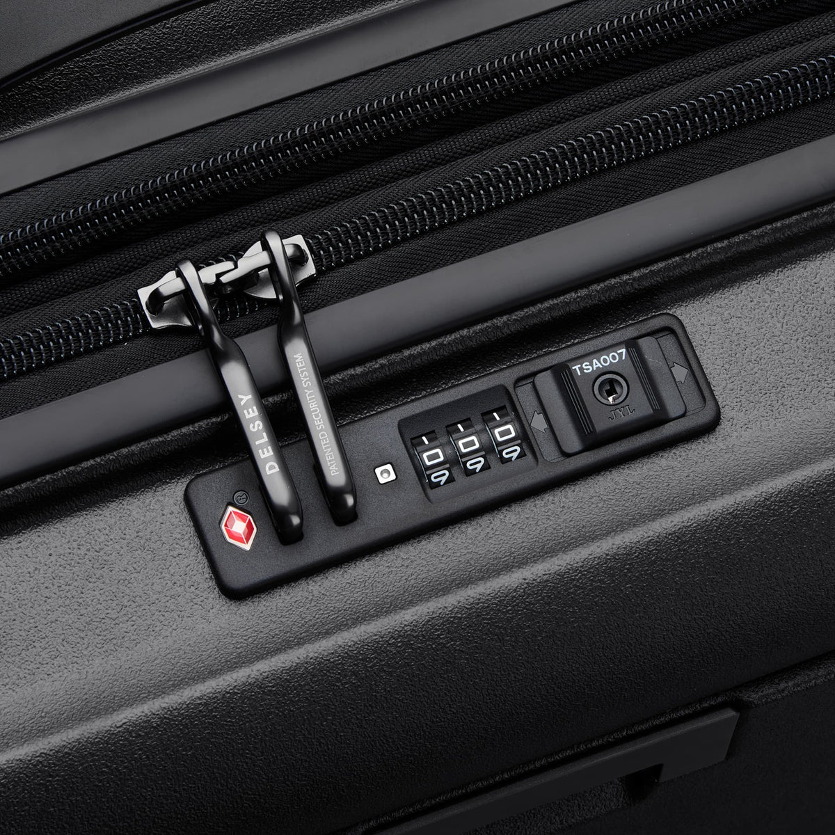 TURENNE 2.0 | 22-Inch Front Pocket Carry-On Suitcase, Black