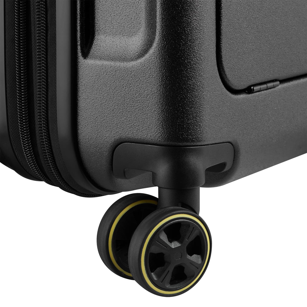 TURENNE 2.0 | 22-Inch Front Pocket Carry-On Suitcase, Black