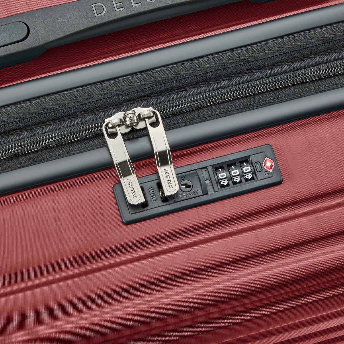 COSMIQUE 27-Inch Expandable Check-In Suitcase, Syrah red