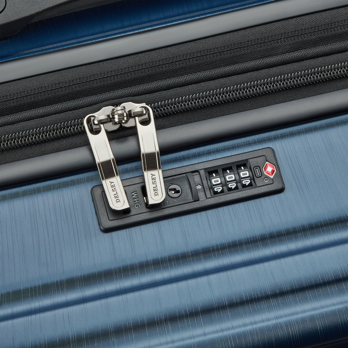 COSMIQUE 32-Inch Expandable Check-In Suitcase, Deep sea navy