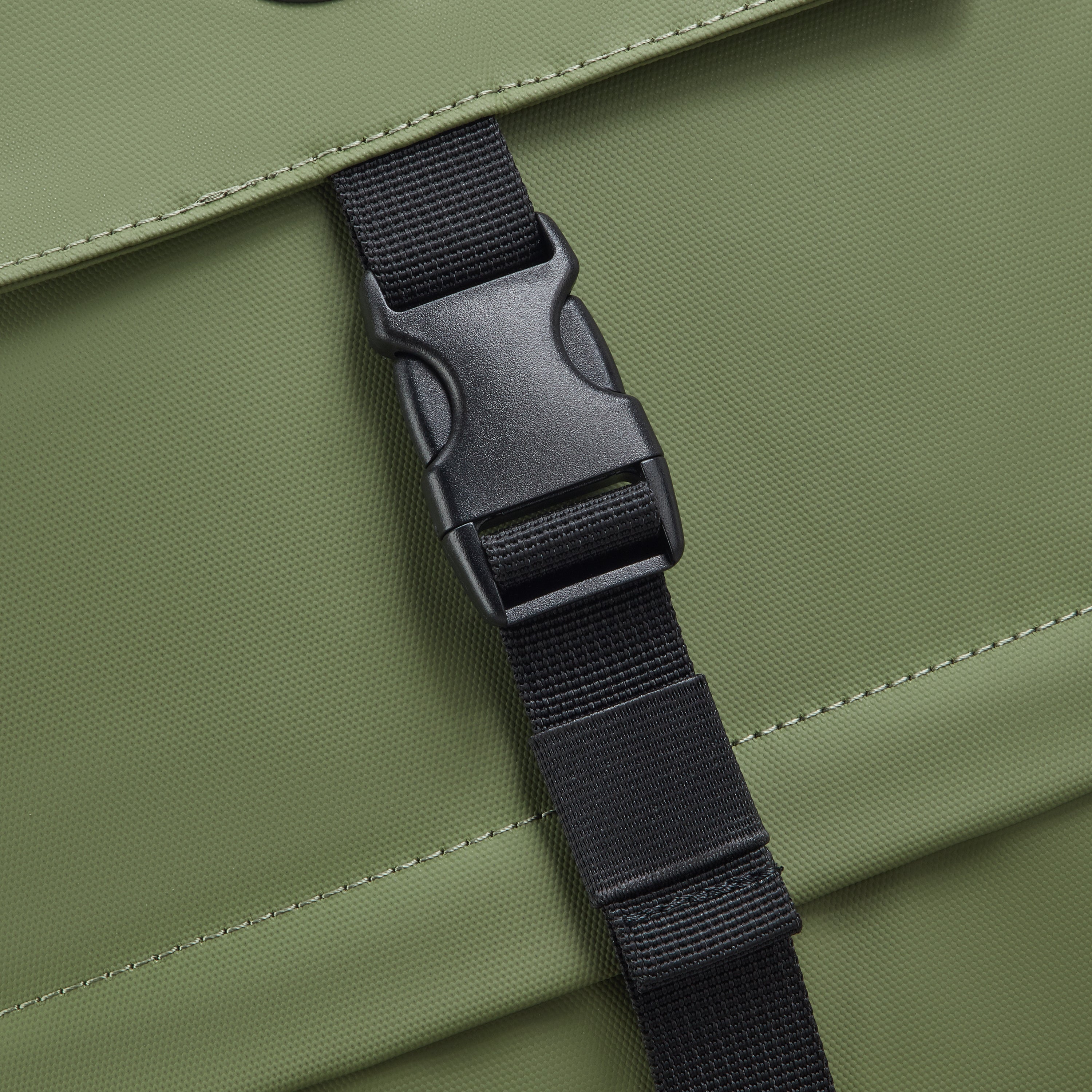 JULIAN |  15.6-Inch Laptop Backpack, Olive green