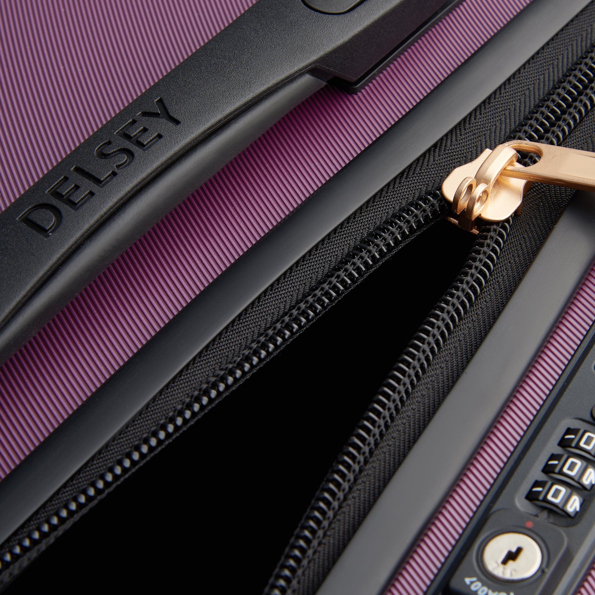 CRUISE 3.0| Valise Trunk Soute 76 CM PRUNE