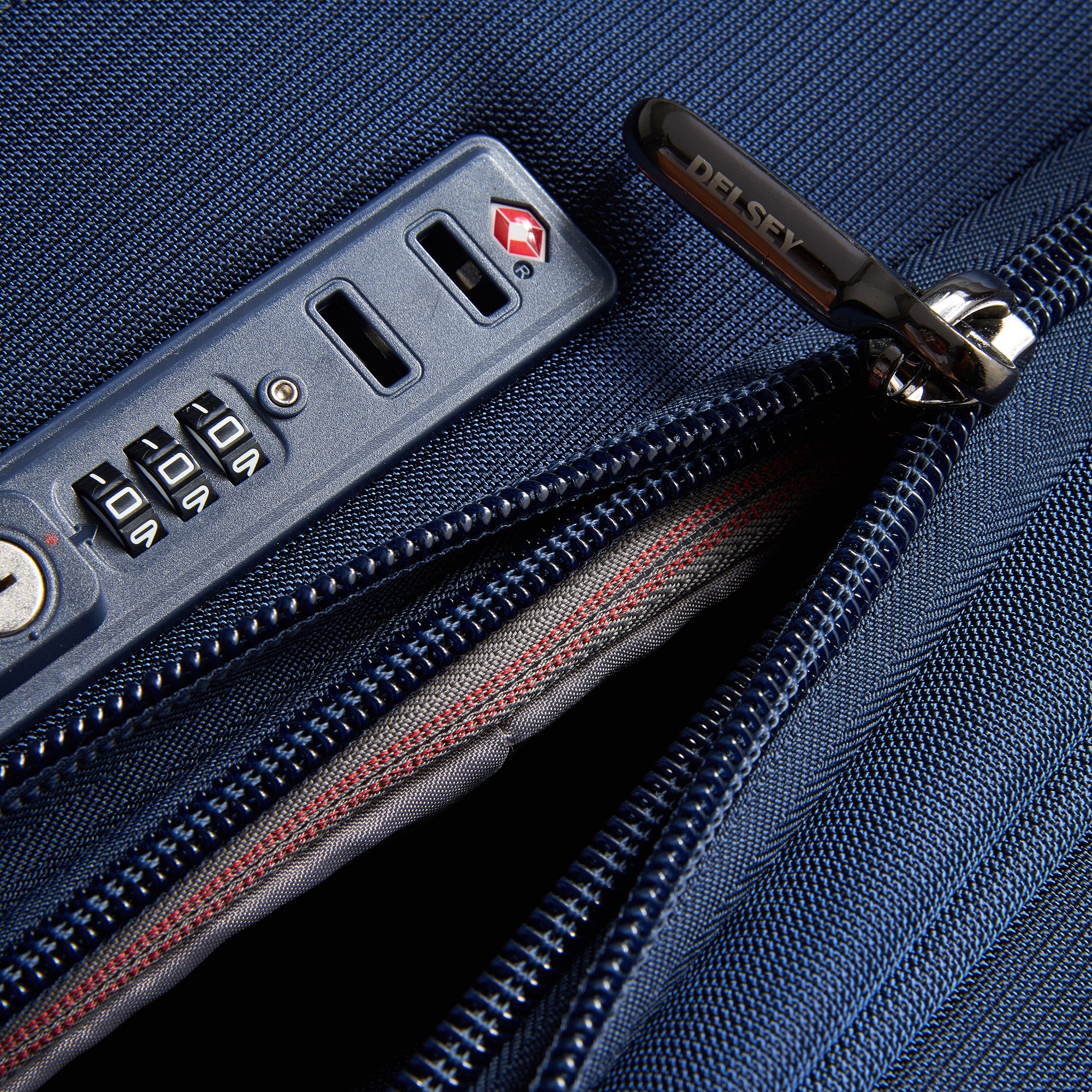 HELIUM DLX |  33-Inch Expandable Check-In Suitcase, Navy