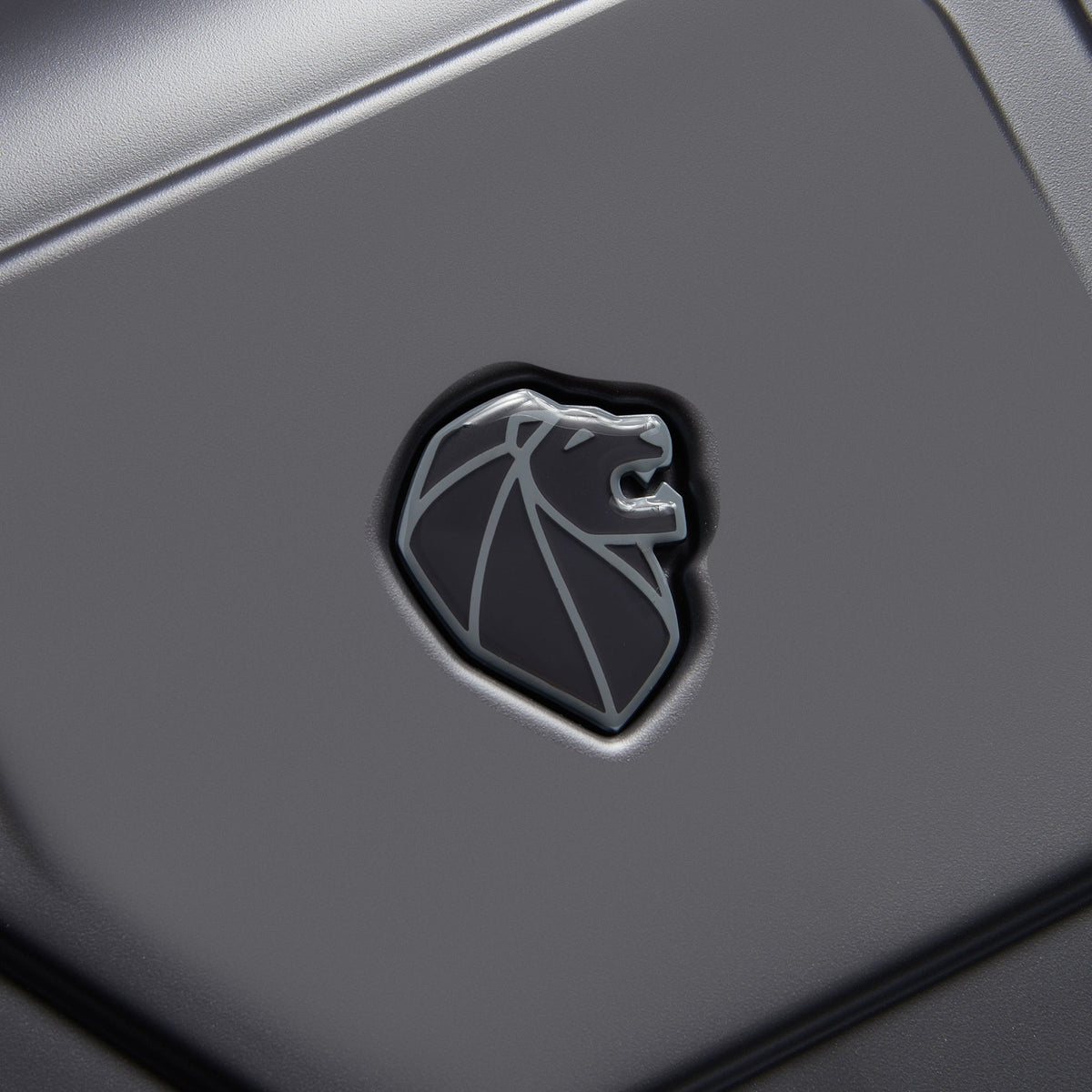 PEUGEOT VOYAGES | 21 -inch Carry-On Suitcase, Anthracite