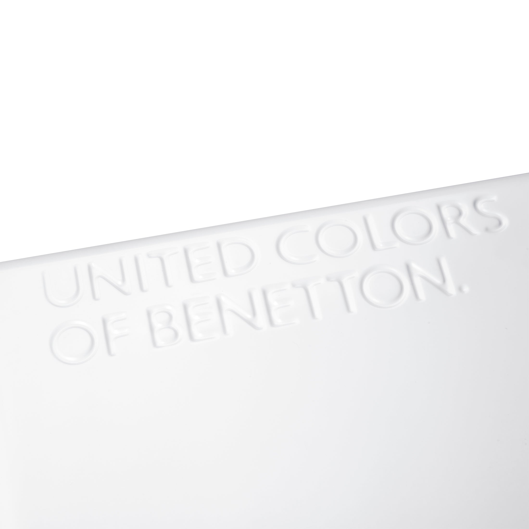 UNITED | 26-Inch Check-In Suitcase, White