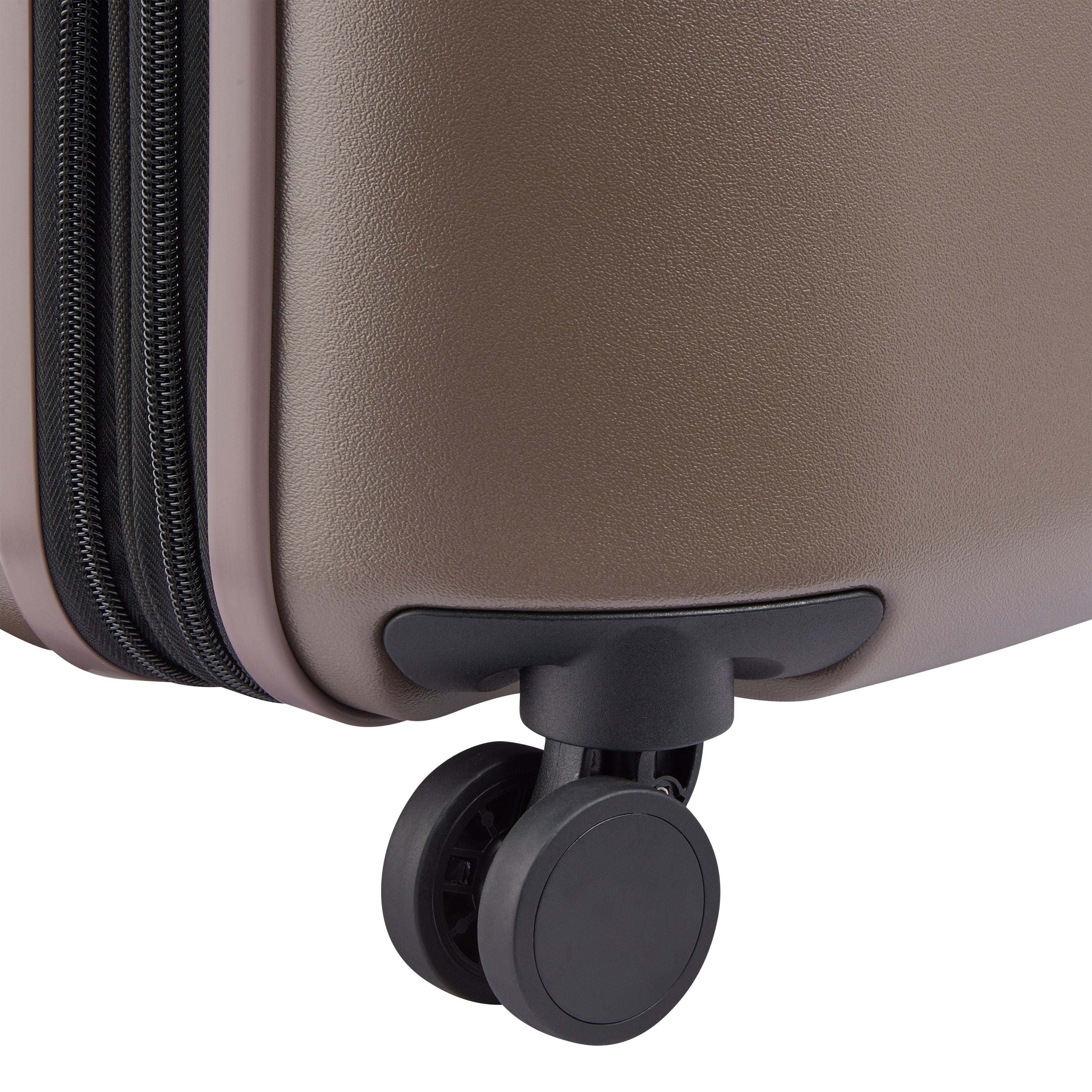 CATCH FLIGHTS | 23-Inch Carry-On Suitcase, Chestnut
