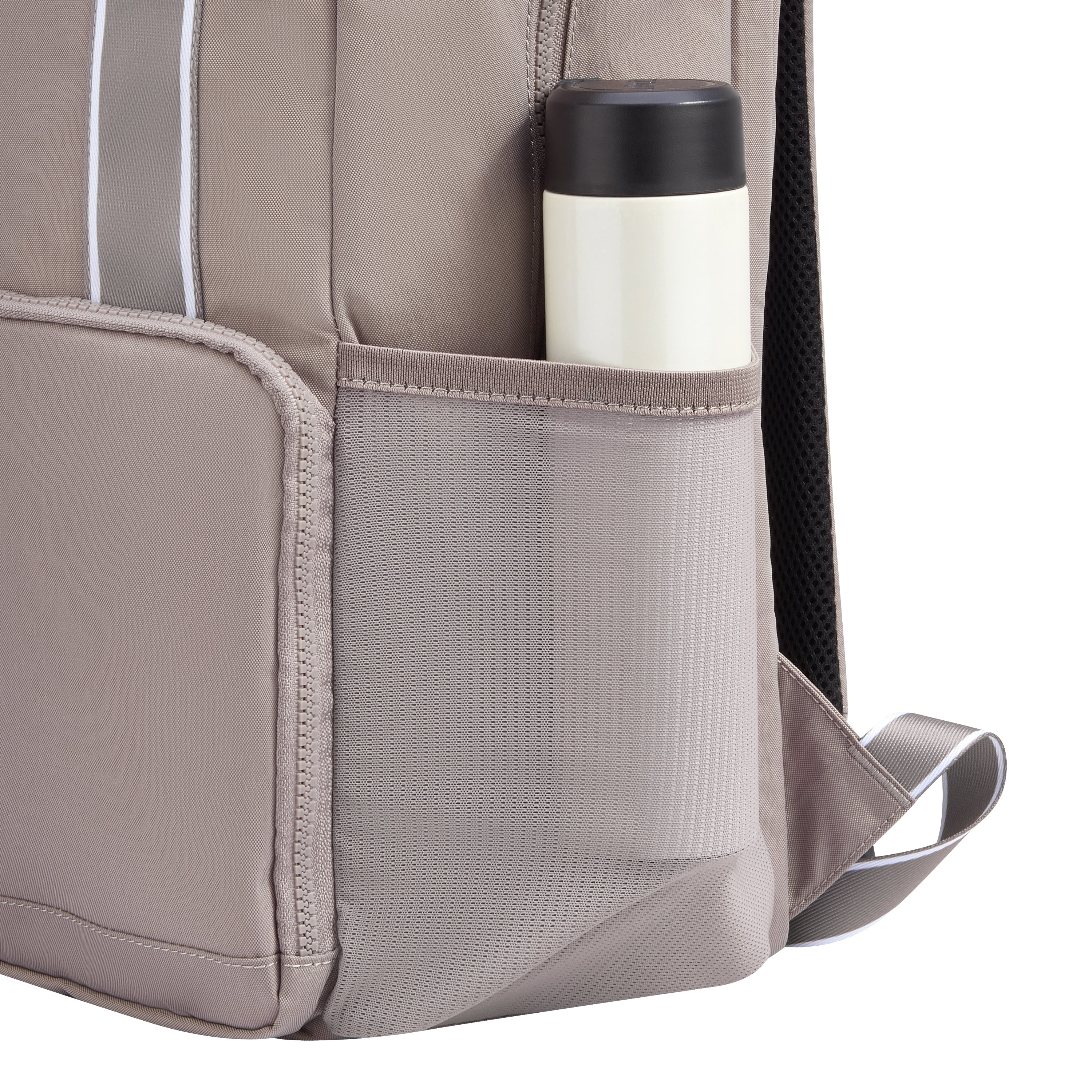 CAREFREE CARRY | 17-Inch Laptop Backpack, Chestnut
